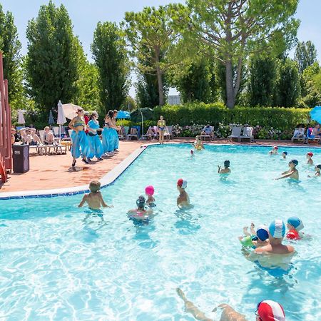 Holiday Home Garda Suite Trendy By Interhome Rivoltella del Garda Ngoại thất bức ảnh