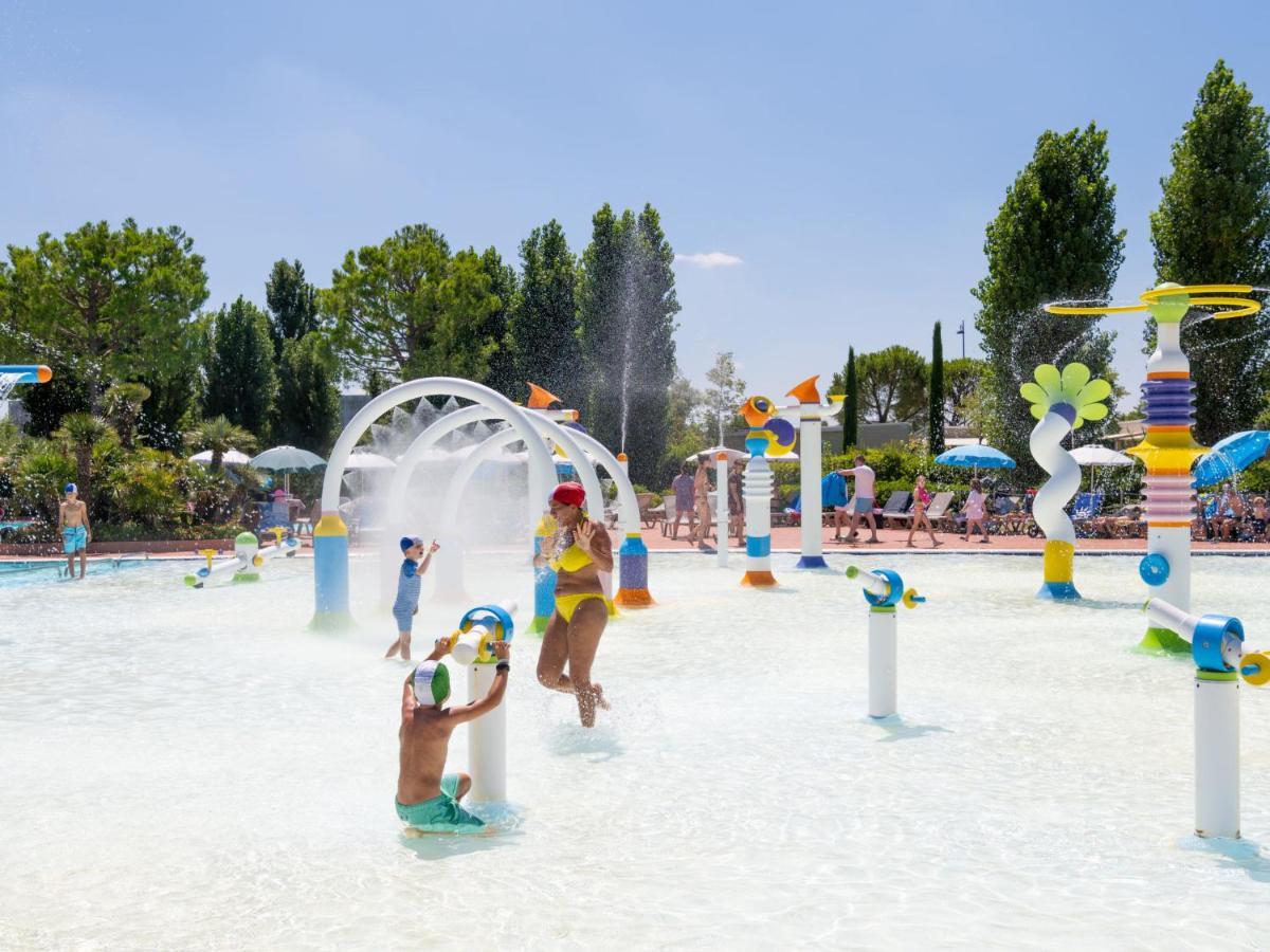 Holiday Home Garda Suite Trendy By Interhome Rivoltella del Garda Ngoại thất bức ảnh